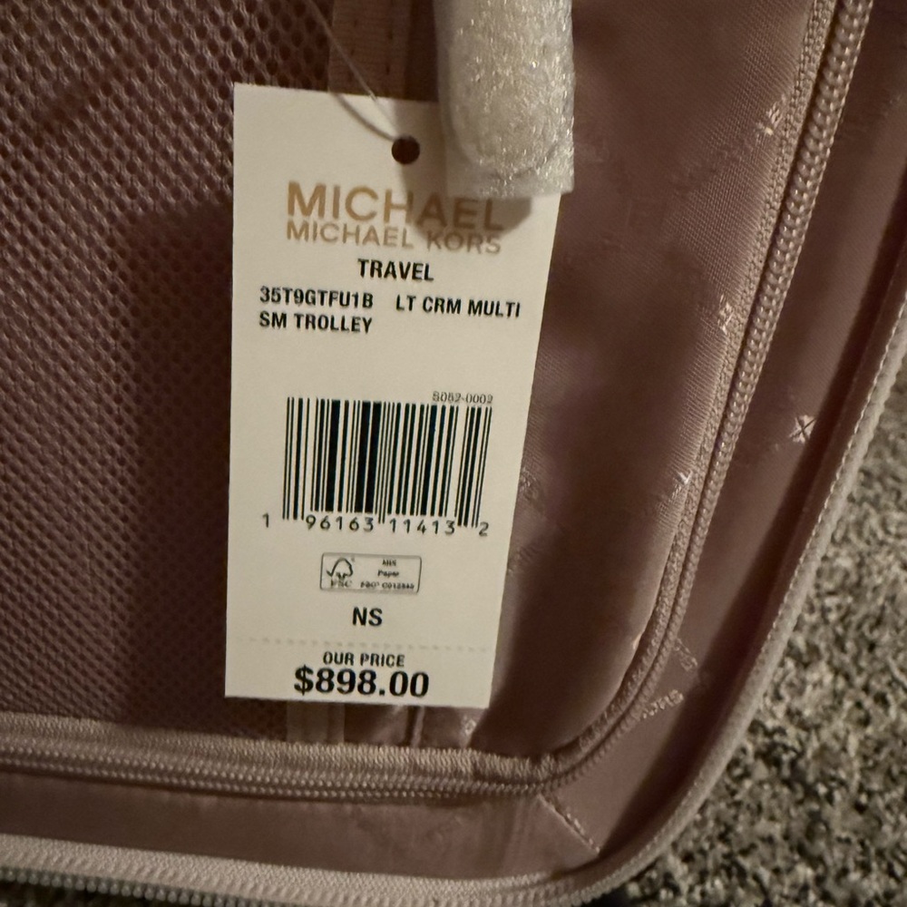 Michael Kors Cream Multi Trolley and duffle bag - Picture 10 of 14